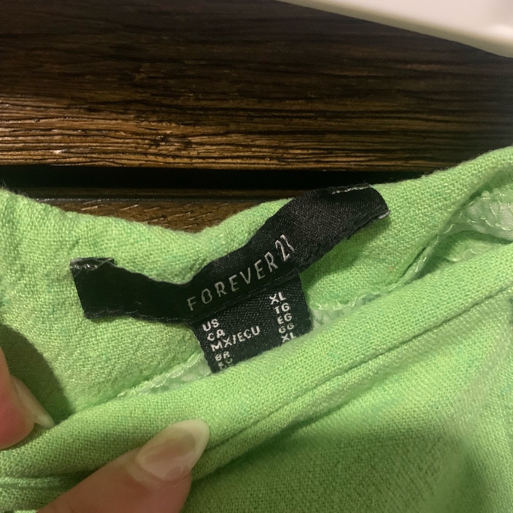 Forever 21 Green Two-Piece Cutout Skirt Set with White Trim - Picture 7 of 7
